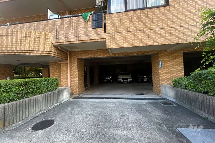 敷地内駐車場（屋内平面式）