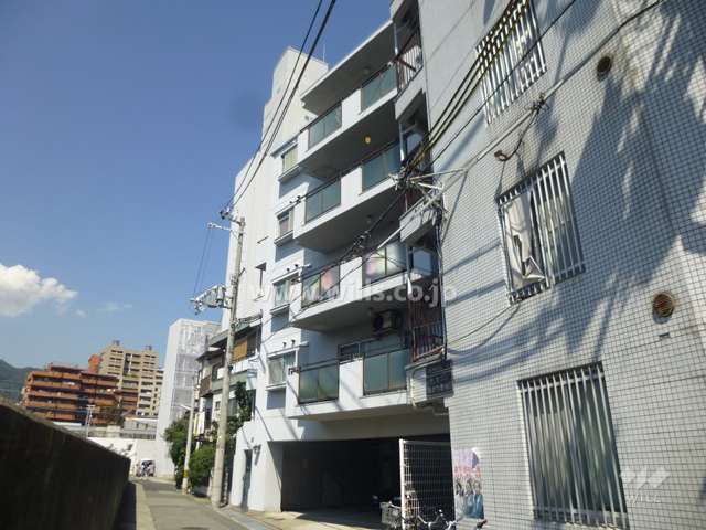 ラシーヌ深江の外観（南西側から）