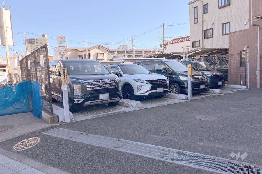 敷地内駐車場（屋外機械式）