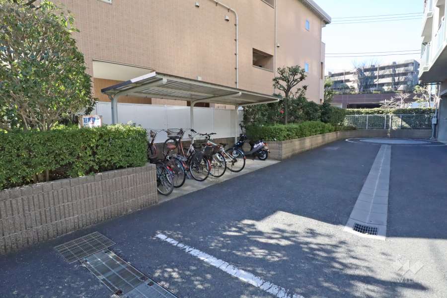 駐輪場　