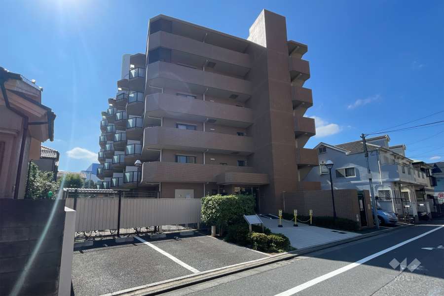 コスモ金町ガーデンコートの外観（北東側から）