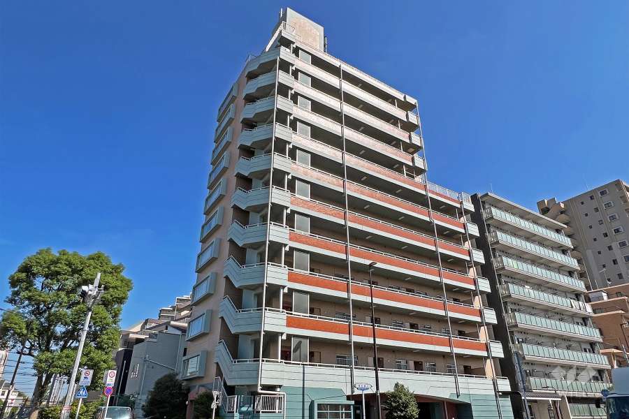 青戸パークホームズの外観（北西側から）