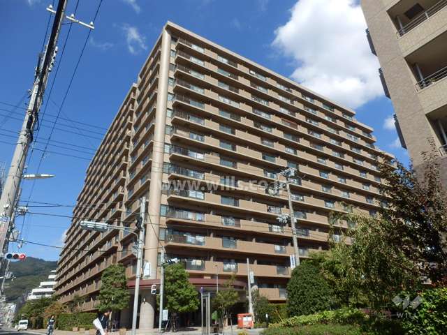 シップス本山の外観（南西側から）