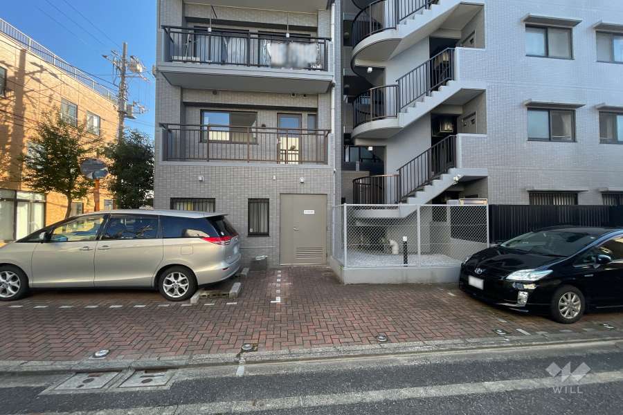 敷地内駐車場（屋外平面式）