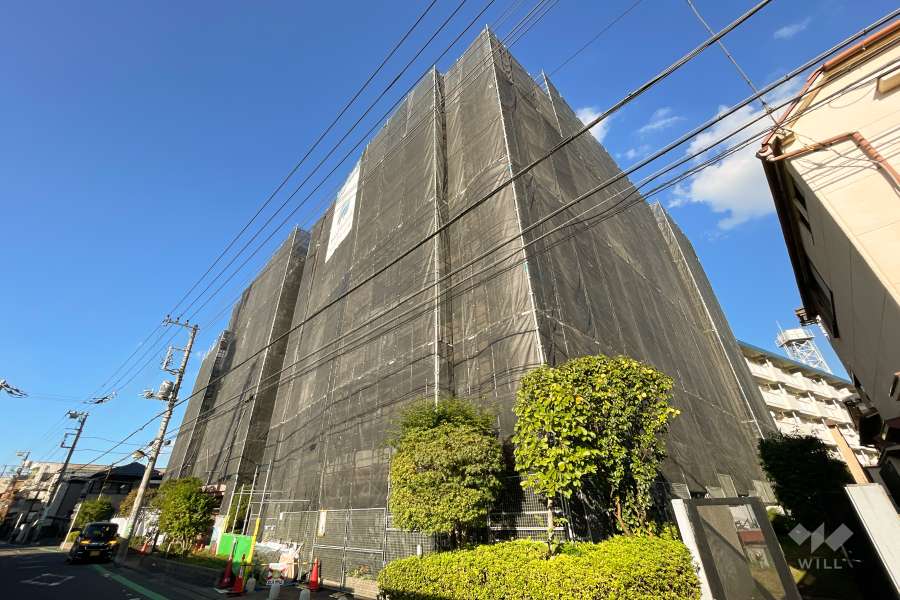 ヴィルヌーブ新小岩の外観（南西側から）※2024年11月現在、大規模修繕工事中