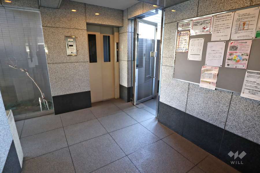 共用のエレベーター