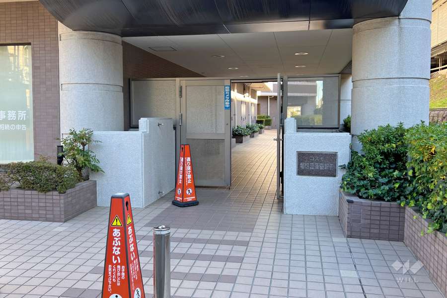 エントランスアプローチ　