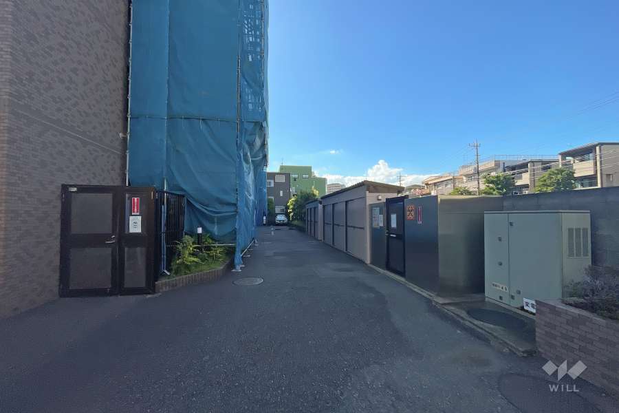 駐車場の出入り口