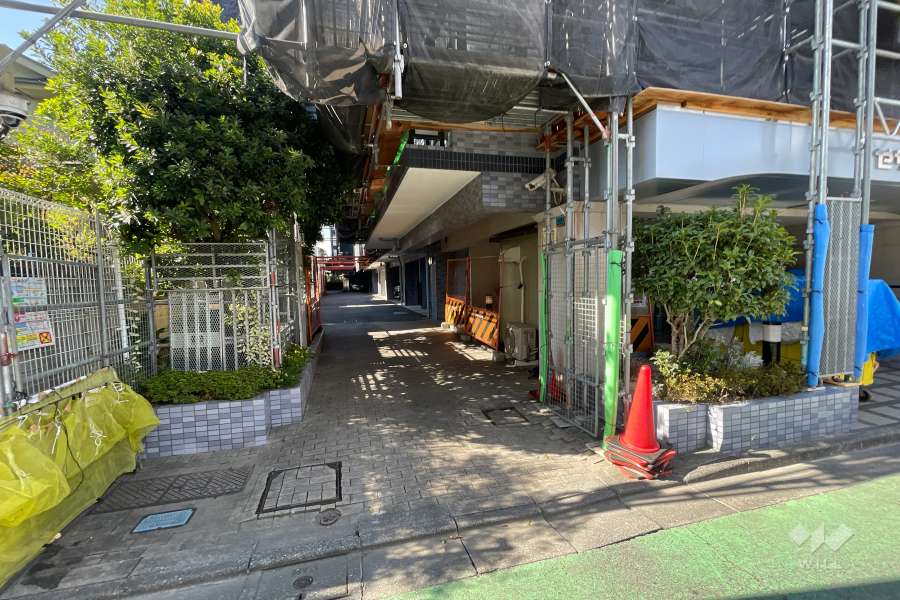 駐車場の出入り口