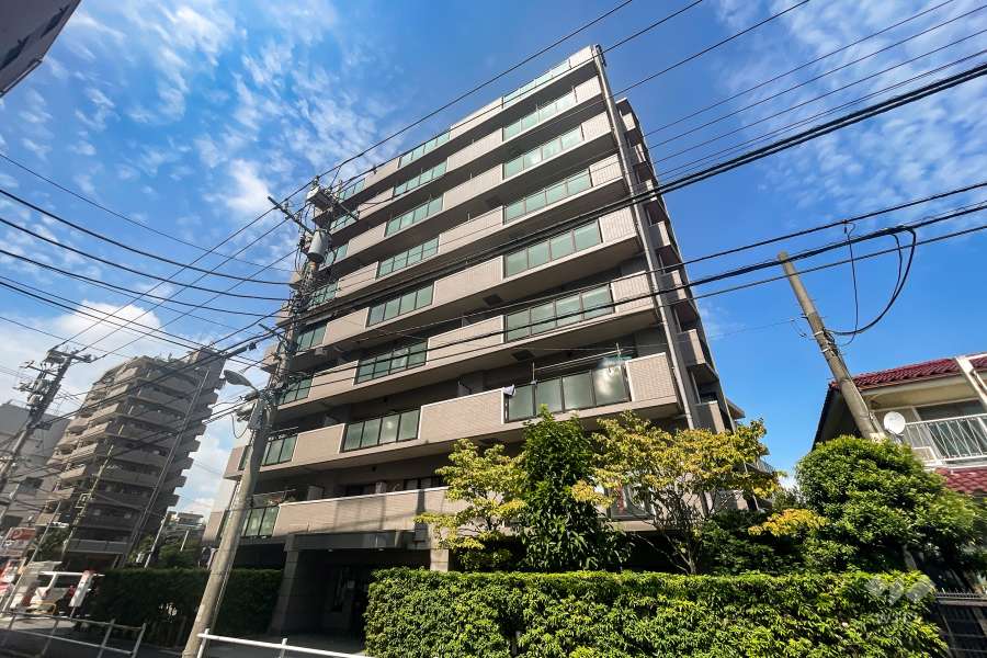 カルム新小岩の外観（南東側から）