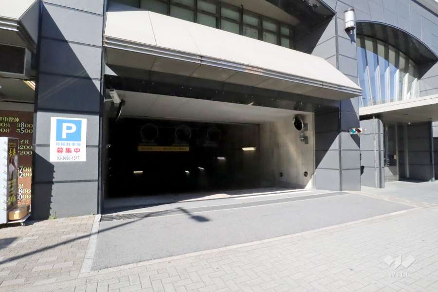 駐車場の出入り口