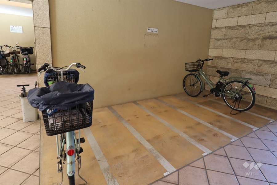 電動自転車置場