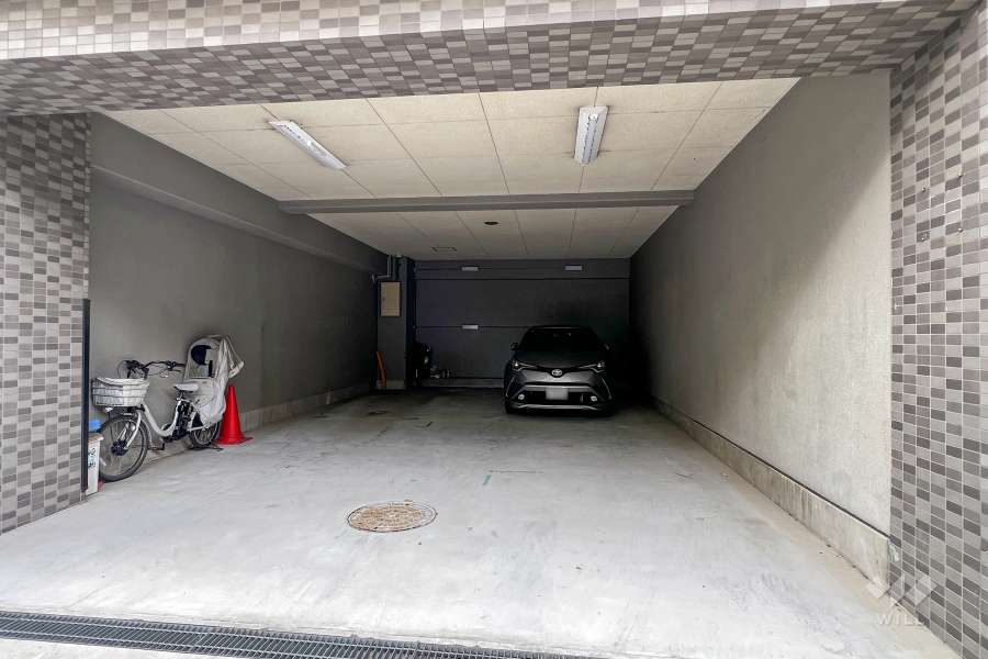 敷地内駐車場（屋内平面式）