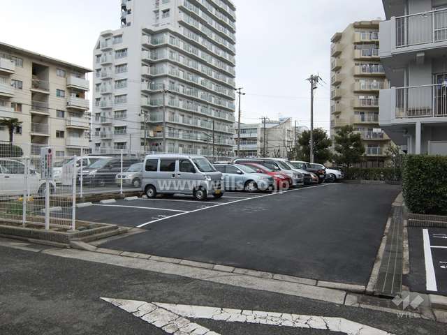 敷地内駐車場（屋外平面式）