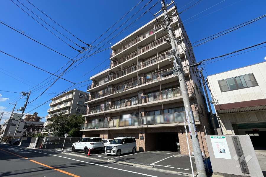 ディナスカーラお花茶屋の外観（南東側から）