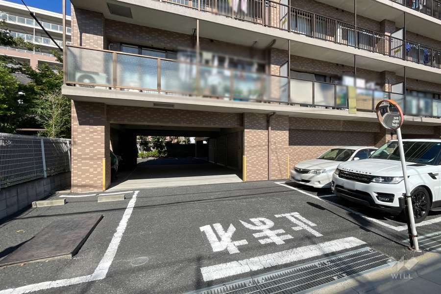 駐車場の出入り口
