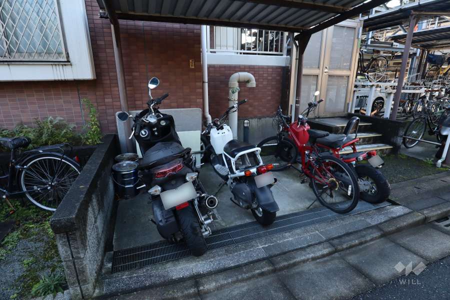 バイク置場