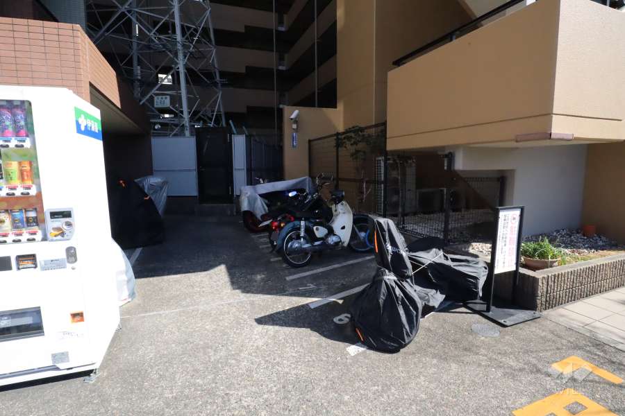 バイク置場