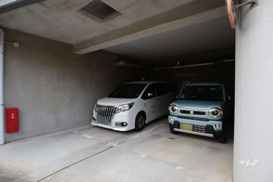 敷地内駐車場(屋外平面式)