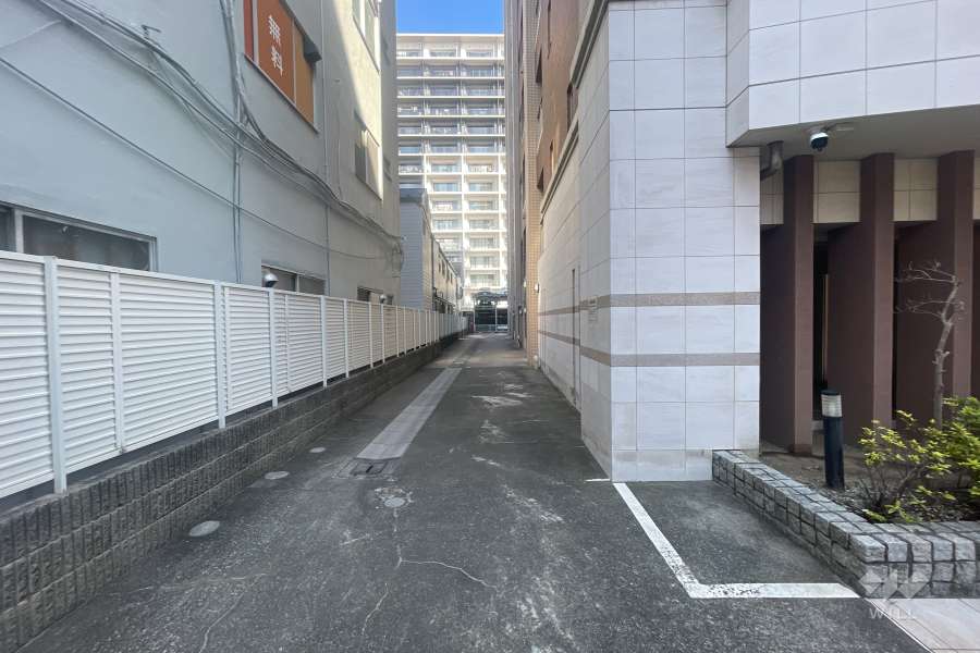 駐車場の出入り口