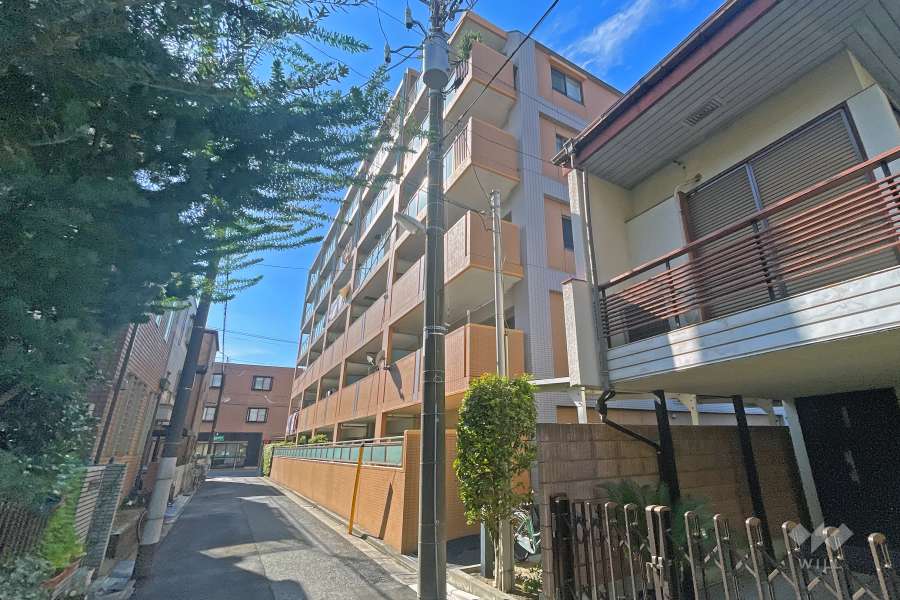 エンゼル柴又プロムテラスの外観（南東側から）