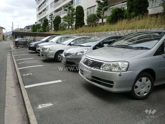 敷地内駐車場（屋外平面式）