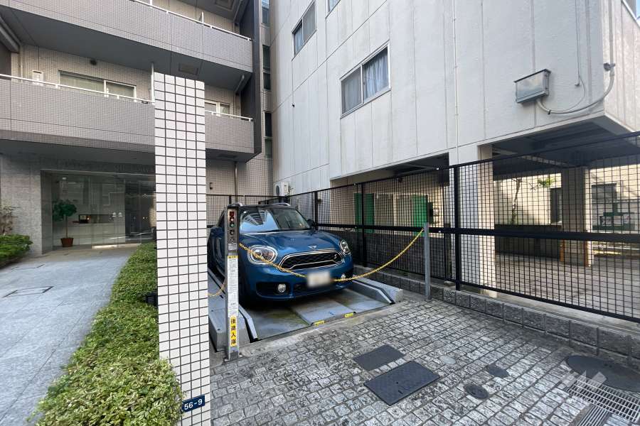 敷地内駐車場（屋外機械式）