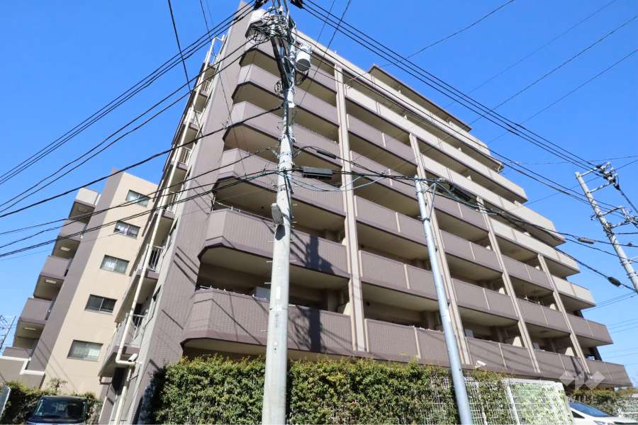 サンクレイドル青砥ファルカロビオの外観(南西側から)