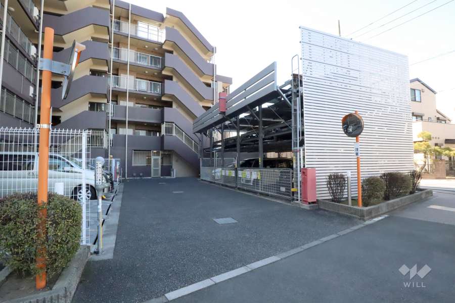 駐車場の出入り口・敷地内駐車場（屋外機械式）