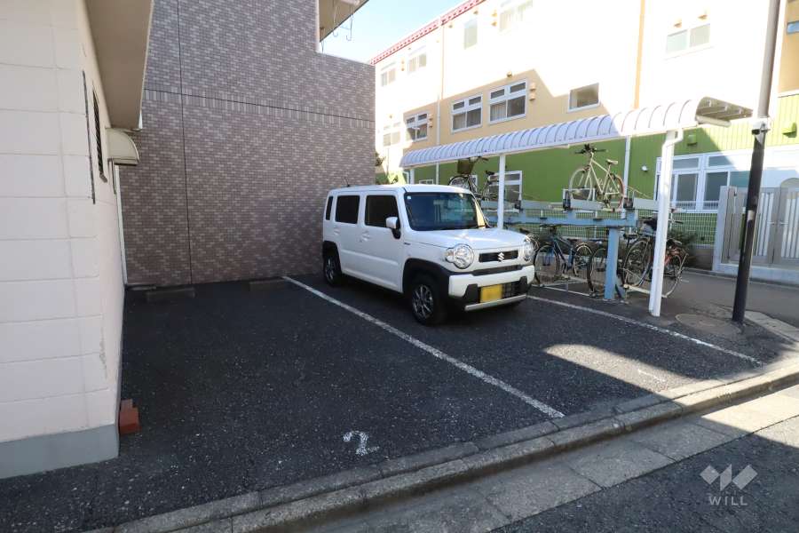 敷地内駐車場（屋外平面式）
