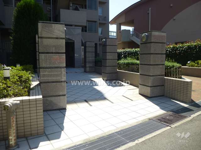 エントランスアプローチ