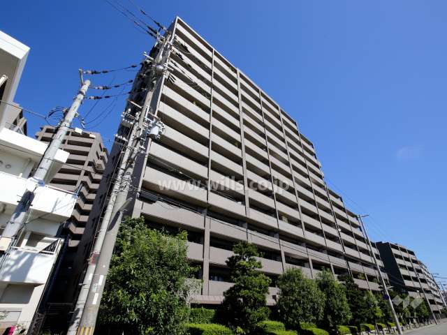 コスモシティ住吉川公園Ｃ棟の外観（南西側から）