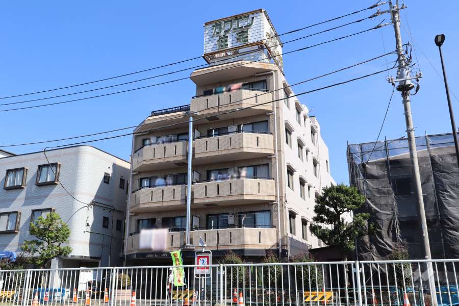 グレースヒル895の外観(南西側から)　