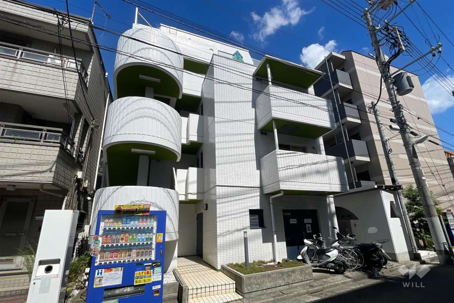 トップ亀有No1の外観（南西側から）