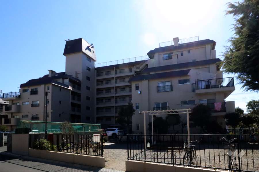 ニックハイムお花茶屋の外観(北西側から)