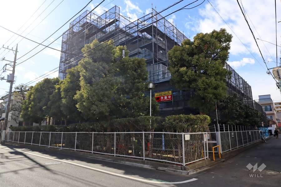 ニックハイム渋江公園の外観(北東側から)※2025年1月現在、大規模修繕工事中