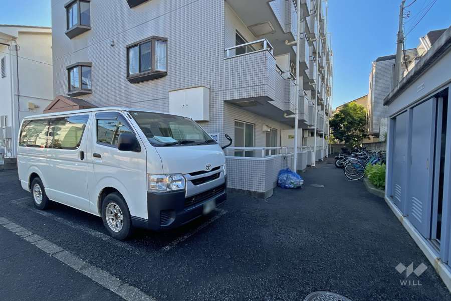 敷地内駐車場（屋外平面式）