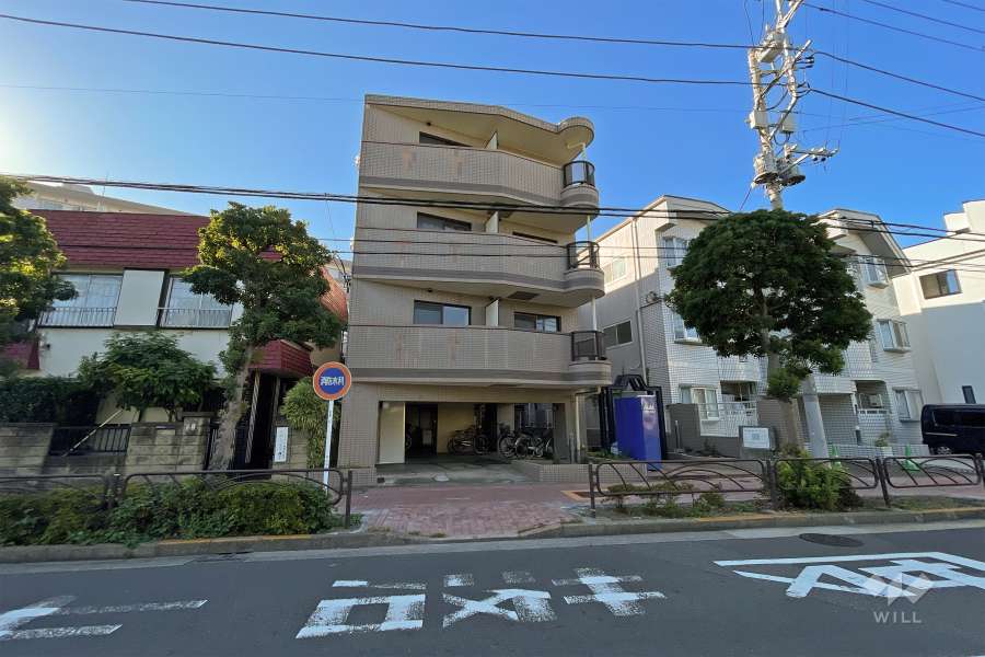 ラ・パルフェ・ド・ジュワンドルの外観（南東側から）