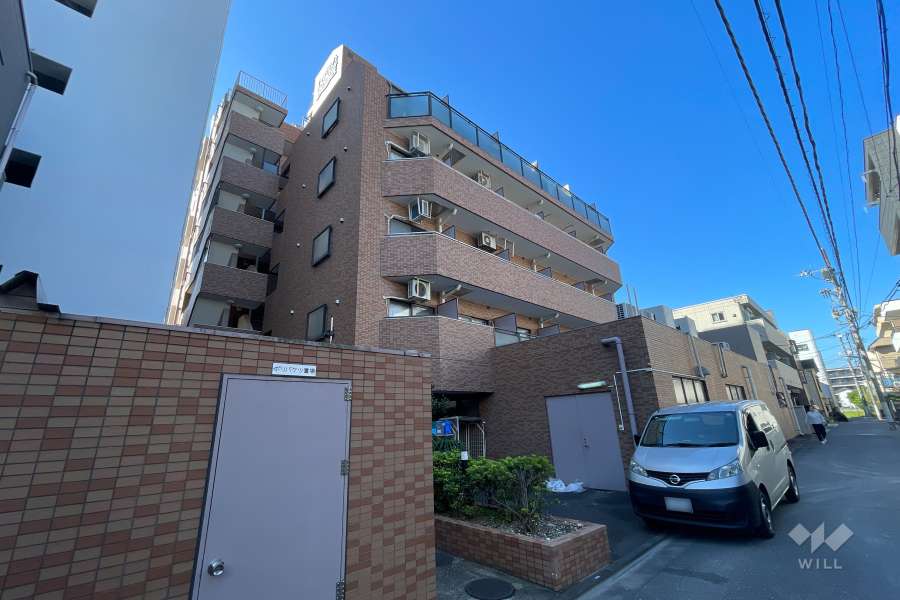 ライオンズマンションお花茶屋駅前通りの外観（北東側から）