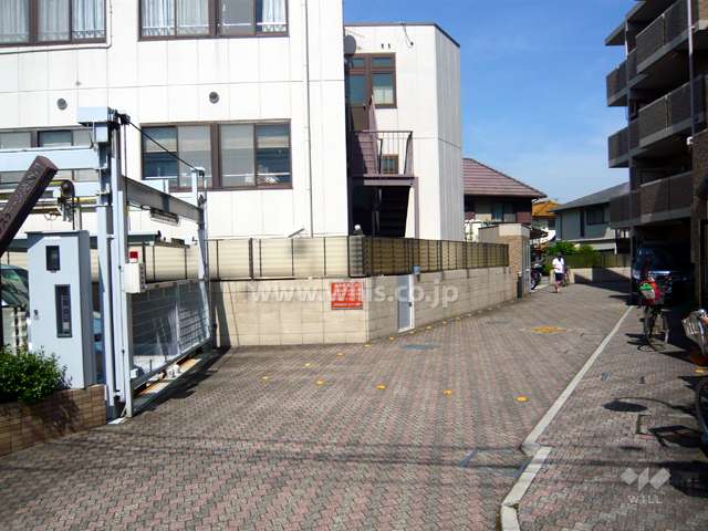 エントランスアプローチ