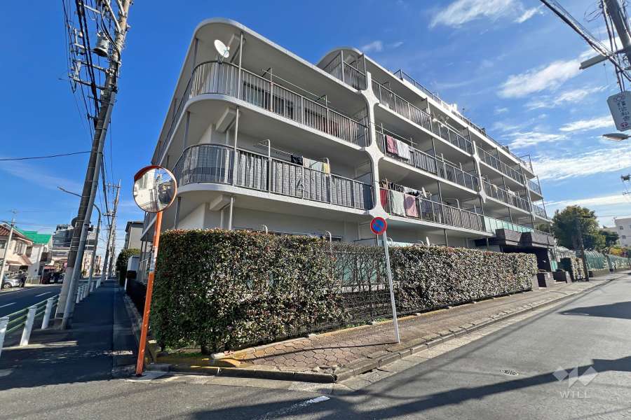 日商岩井金町マンションの外観（北西側から）