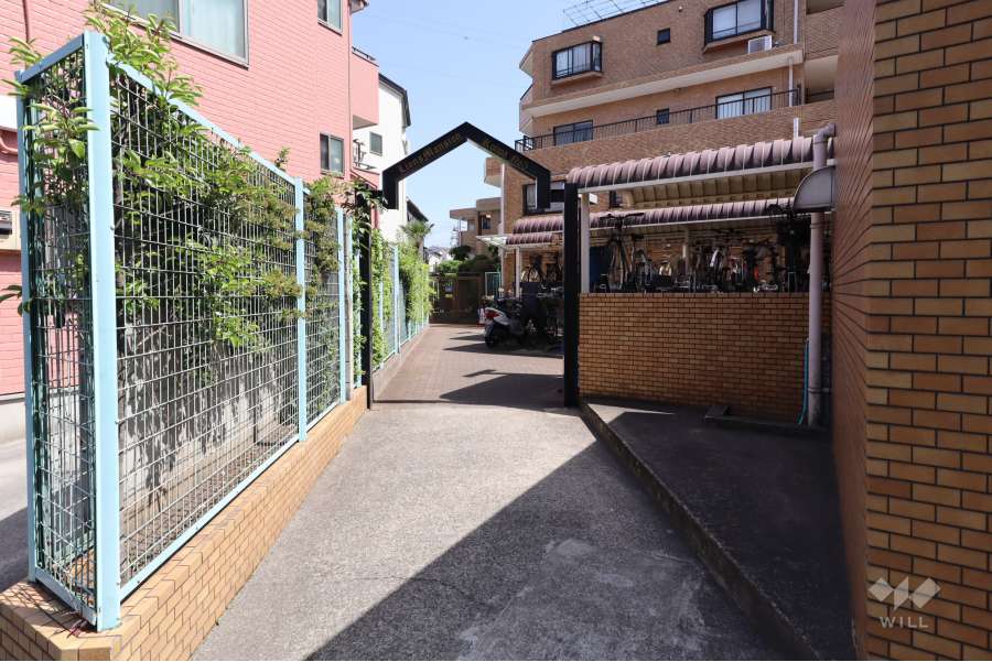 駐輪場の出入り口