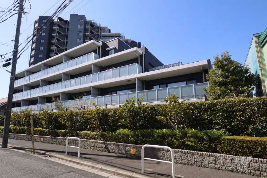 シティハウス新柴又ステーションコートの外観(北東側から)