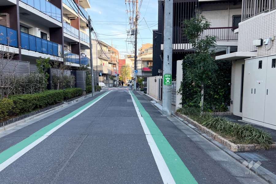 敷地東側の前面道路　