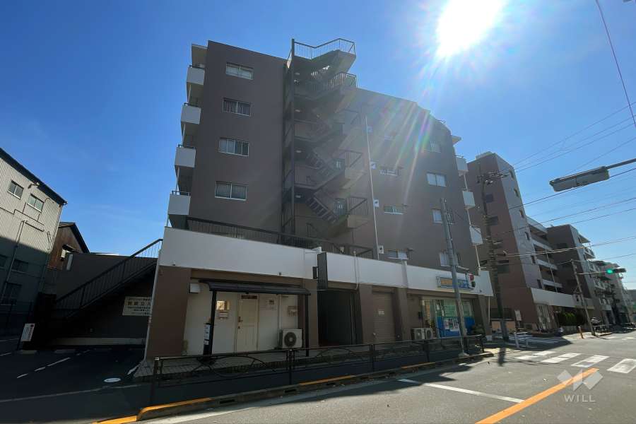 タウンハイツ亀有2号棟の外観（北東側から）