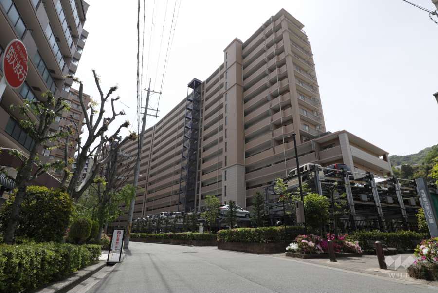エスリード宝塚の外観（北西側から）