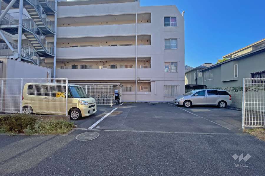 敷地内駐車場（屋外平面式）