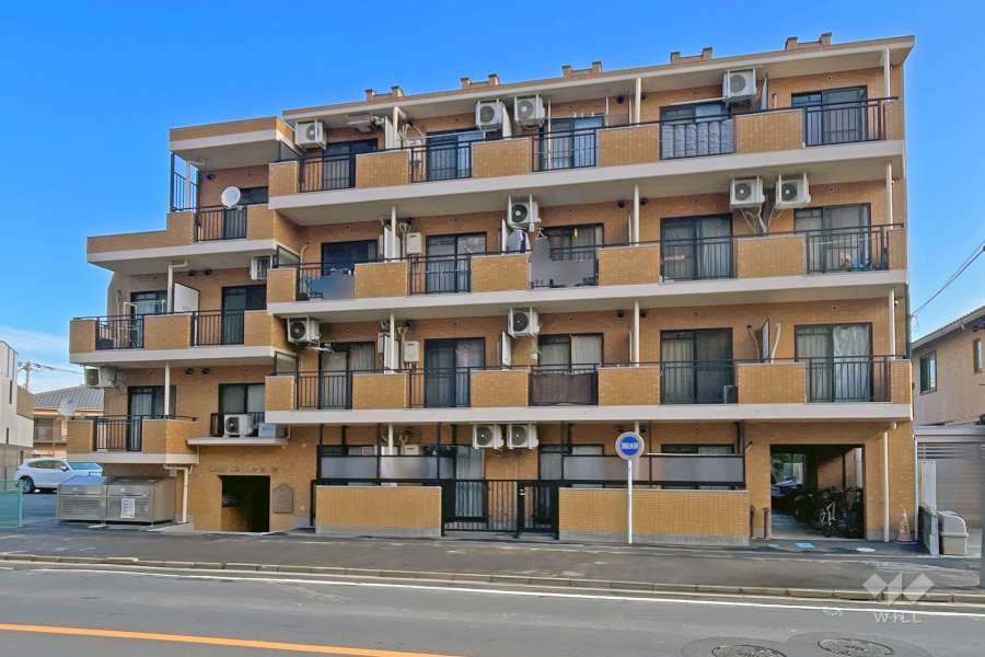 アーバンヒルズ金町の外観（南側から）