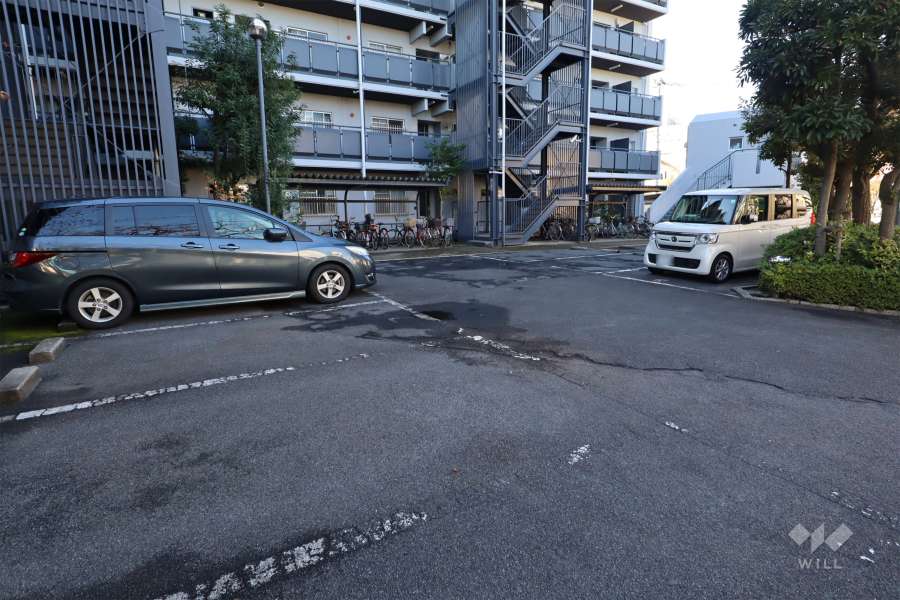 敷地内駐車場(屋外平面式)