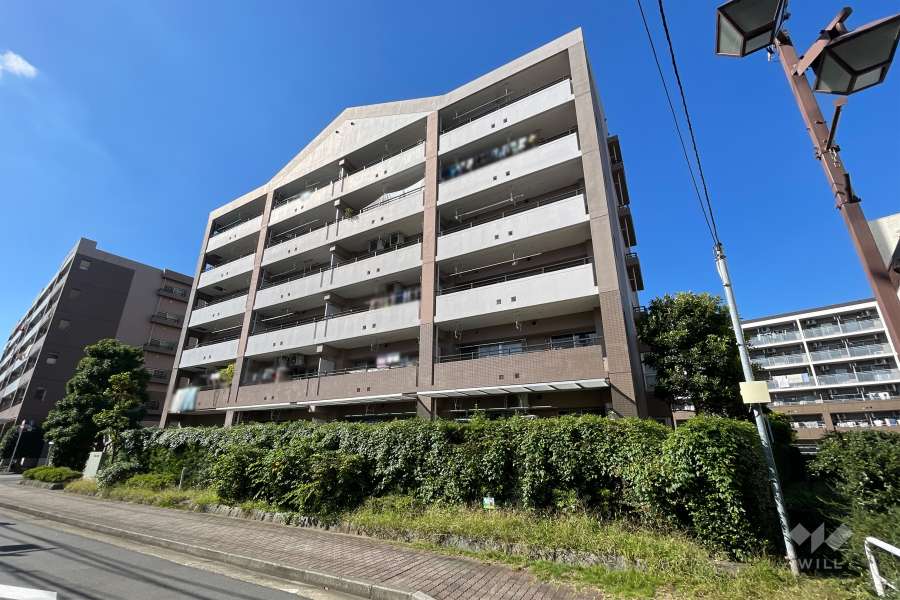 グリーンタウン青戸一番街6号棟の外観（南東側から）